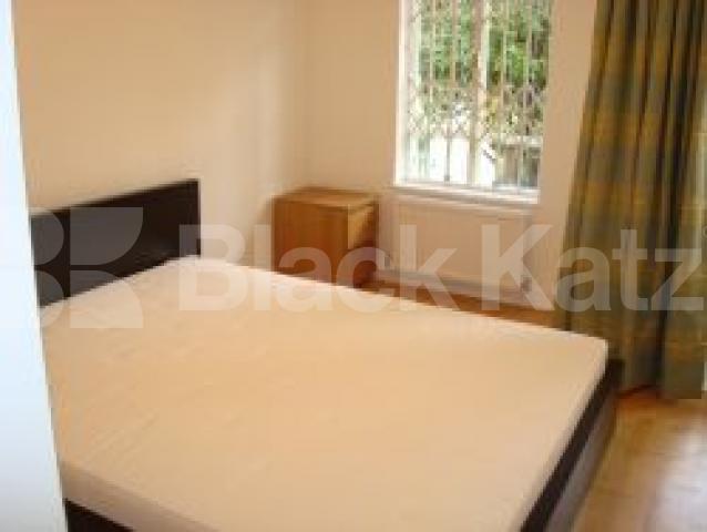 			New Instruciton, 1 Bedroom, 1 bath, 1 reception Flat			 Asburn Grove, BELSIZE PARK